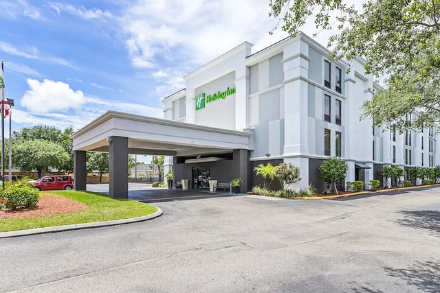 Photo 1 - Holiday Inn St. Petersburg West by IHG