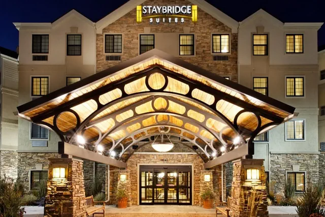 Photo 1 - Staybridge Suites Chicago - Glenview by IHG