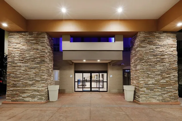 Photo 1 - Holiday Inn Express Hotel & Suites Dallas - Duncanville by IHG