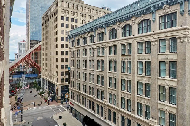 Photo 1 - Embassy Suites Louisville Downtown