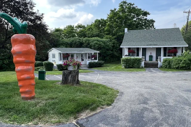 Photo 1 - School House Inn
