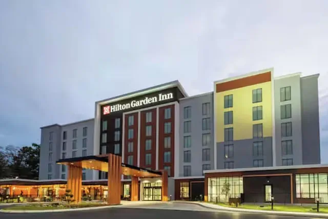 Photo 1 - Hilton Garden Inn Walnut Creek