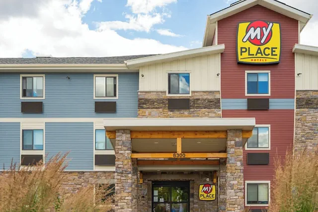 Photo 1 - My Place Hotel-Redding CA
