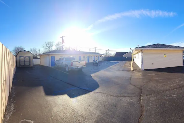 Photo 1 - Plaza Motel