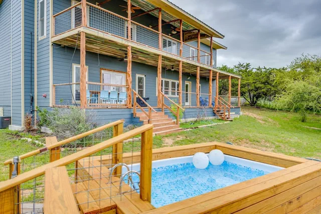 Photo 1 - 5 King 3 5b Firepit Nearby Pickleball Opens Feb 25 Lvl2 EV Charger Pool w Lake Views