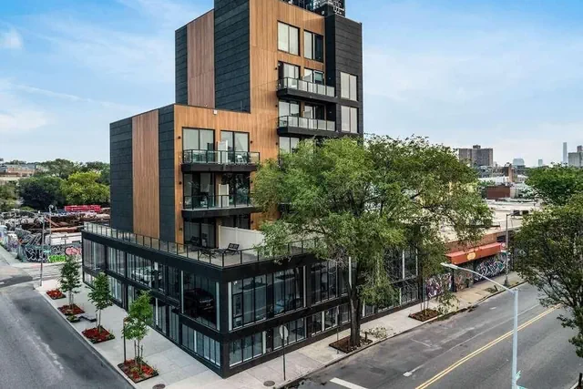 Photo 1 - Nova Hotel Brooklyn