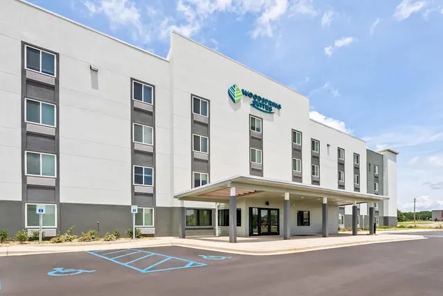 Photo 1 - WoodSpring Suites Prattville - Montgomery North