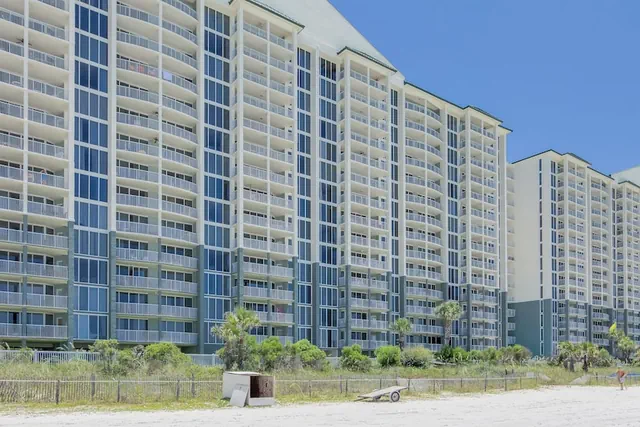 Photo 1 - Come Enjoy KC & The Sunshine State: 3-bed, 3-bath With Stunning Ocean Views
