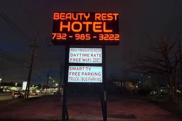 Photo 1 - Beauty Rest Hotel