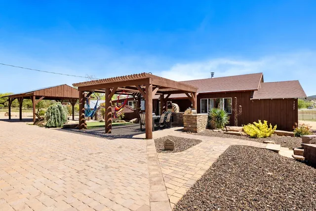 Photo 1 - Zebra Rustic Retreat 3BR Home on Zebra Ranch