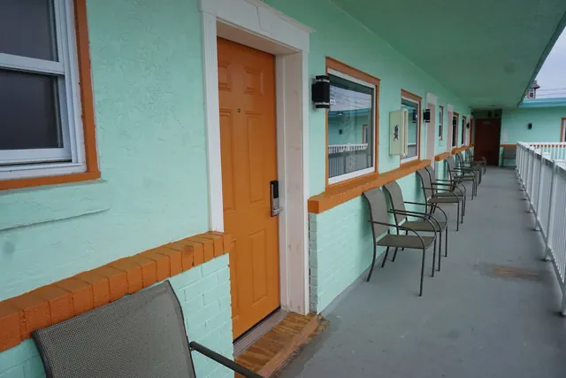 Photo 1 - Beachside Resort