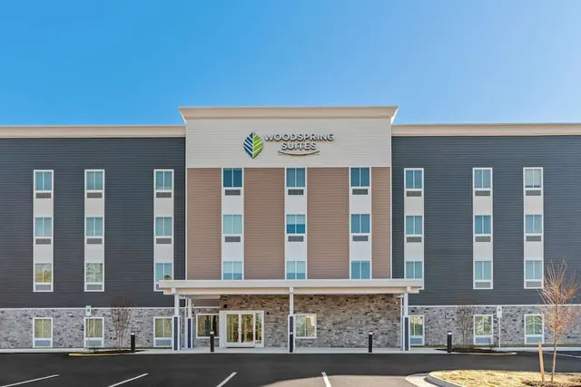 Photo 1 - Woodspring Suites Petersburg Near Fort Lee