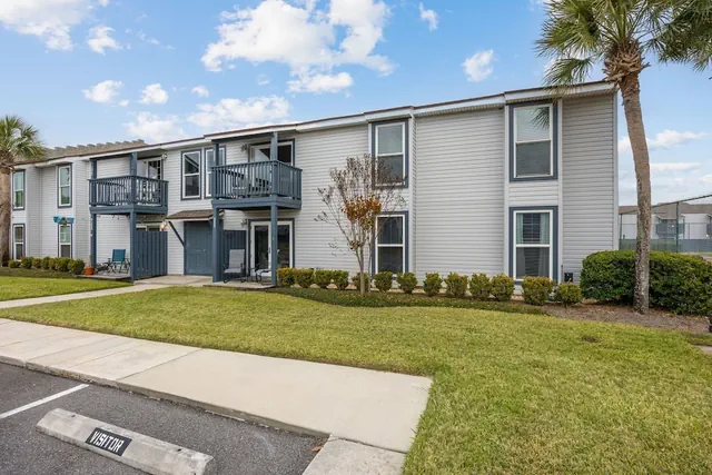 Photo 1 - Chill by The Shores - Pet Friendly - Fernandina Beach