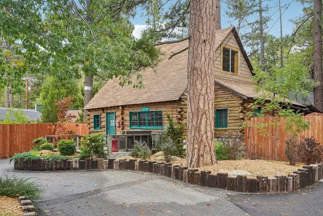 Photo 1 - Idyllwild Realty Vacations