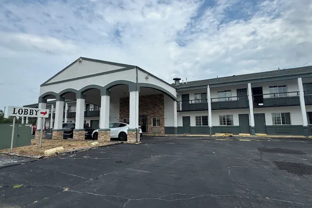 Photo 1 - Budget Host Inn