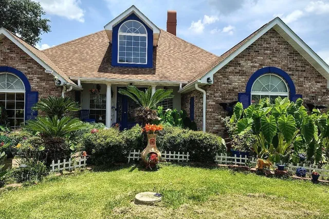 Photo 1 - 476 Nona st Breaux Bridge LA US 70517