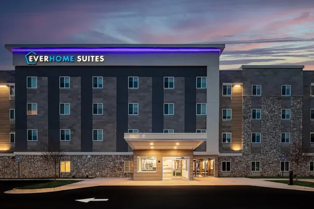 Photo 1 - Everhome Suites Salem