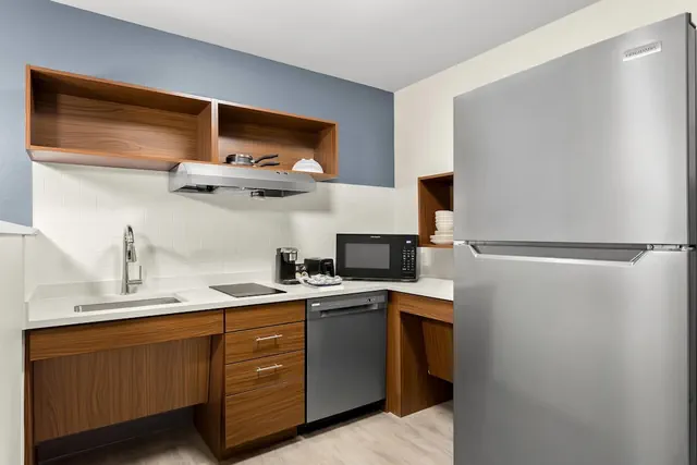 Photo 1 - Everhome Suites Salem