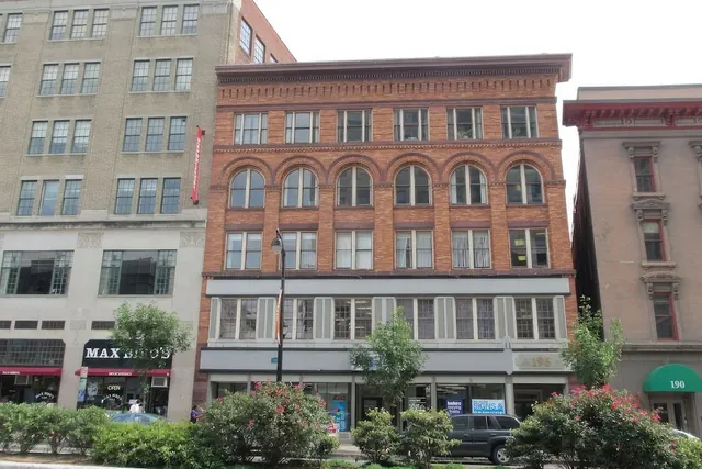 Photo 1 - Trumbull Apartments