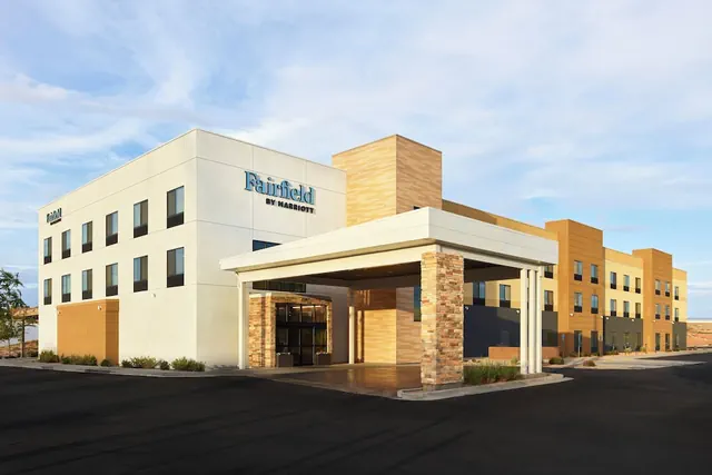 Photo 1 - Fairfield By Marriott Inn & Suites Page