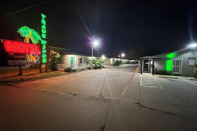 Photo 1 - Trade Winds Motel