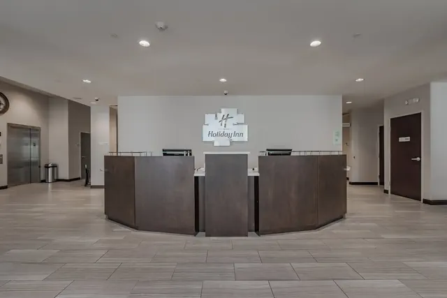 Photo 1 - Holiday Inn Mishawaka by IHG