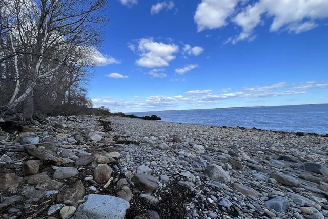 Photo 1 - High Tide Inn