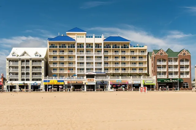 Photo 1 - Park Place Hotel