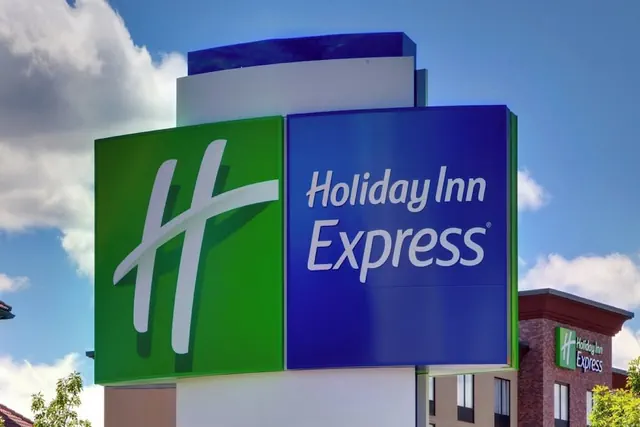 Photo 1 - Holiday Inn Express & Suites Rock Falls by IHG