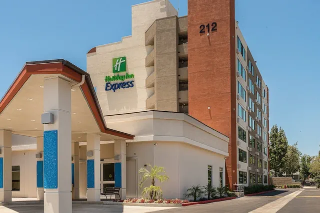 Photo 1 - Holiday Inn Express Fullerton - Anaheim by IHG