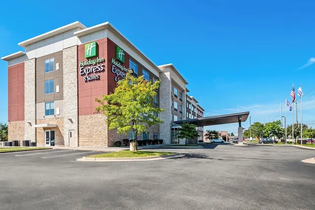 Photo 1 - Holiday Inn Express & Suites Detroit Northwest - Livonia by IHG
