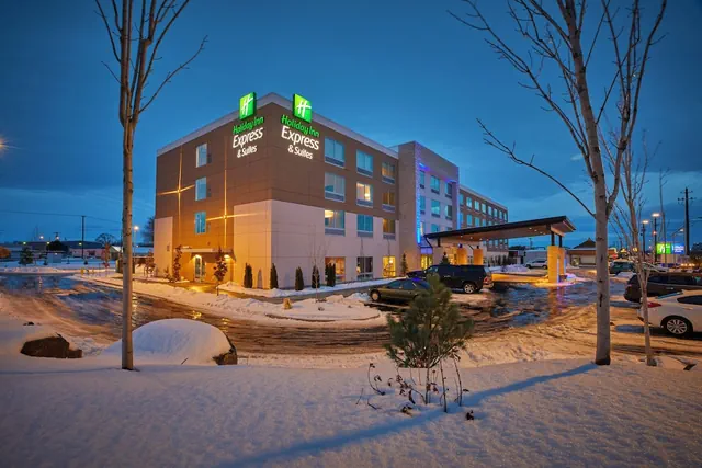 Photo 1 - Holiday Inn Express & Suites Hermiston Downtown by IHG