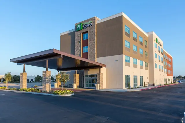 Photo 1 - Holiday Inn Express Visalia Sequoia Gateway Area by IHG