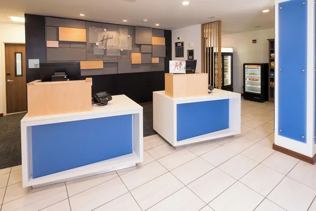Photo 1 - Holiday Inn Express and Suites Portage by IHG