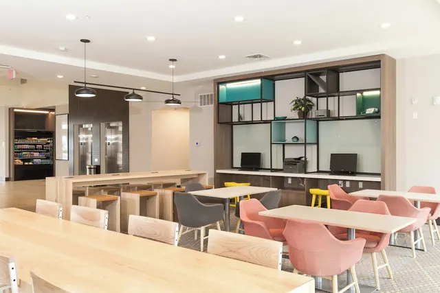 Photo 1 - Holiday Inn Hotels and Suites Mount Pleasant by IHG
