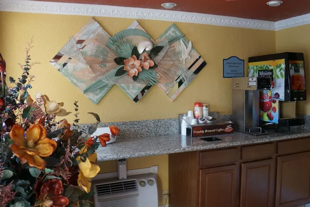 Photo 1 - Sycamore Inn