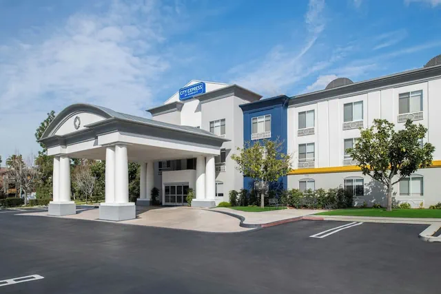 Photo 1 - City Express By Marriott Rancho Cucamonga