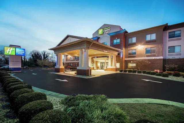 Photo 1 - Holiday Inn Express Hotel & Suites Rocky Mount by IHG