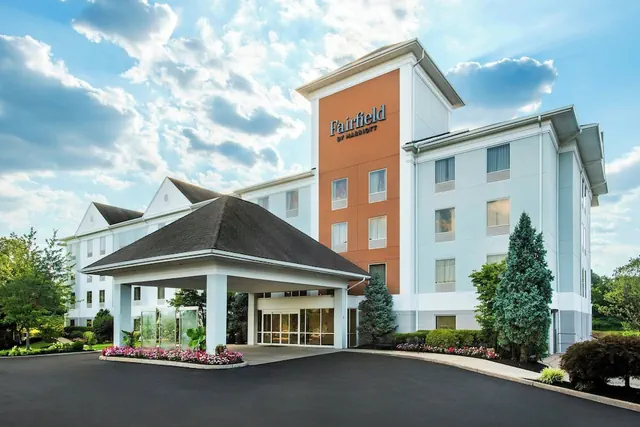 Photo 1 - Fairfield Inn & Suites by Marriott Somerset