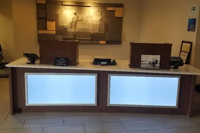 Photo 1 - Holiday Inn Express Hotel and Suites Kingsport by IHG