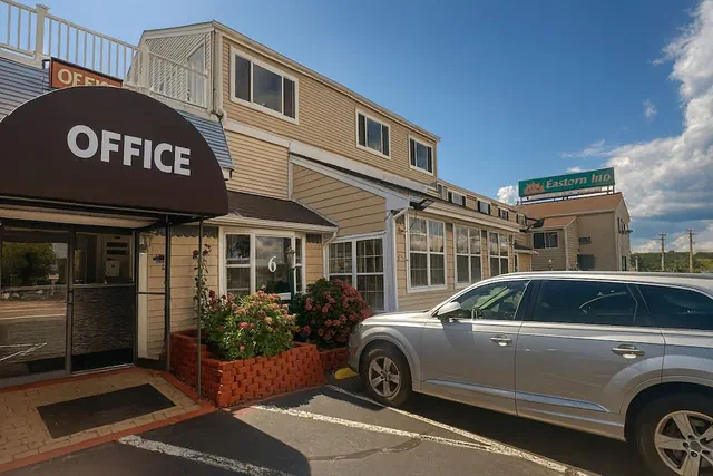 Photo 1 - Bourne Bridge Inn