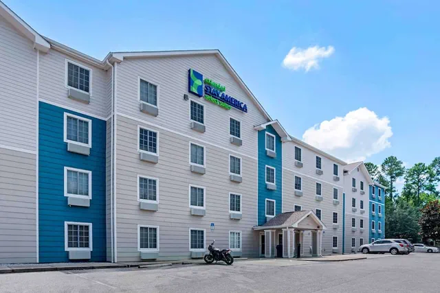 Photo 1 - Extended Stay America Select Suites - Pensacola - Northeast
