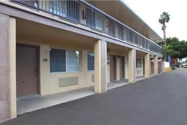 Photo 1 - Raincross Hotel
