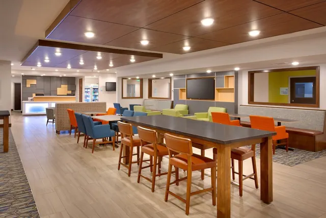 Photo 1 - Holiday Inn Express Hotel & Suites El Paso I-10 East by IHG