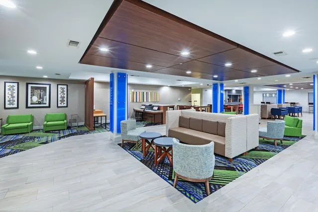 Photo 1 - Holiday Inn Express and Suites Longview South I20 by IHG