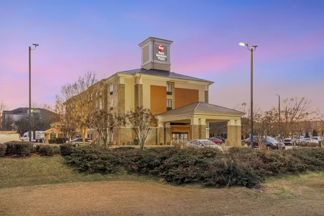 Photo 1 - Best Western Plus Fairburn Atlanta Southwest