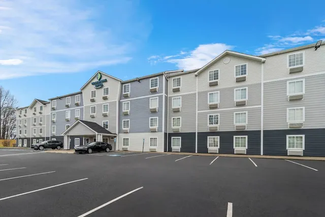 Photo 1 - WoodSpring Suites Memphis East I-40