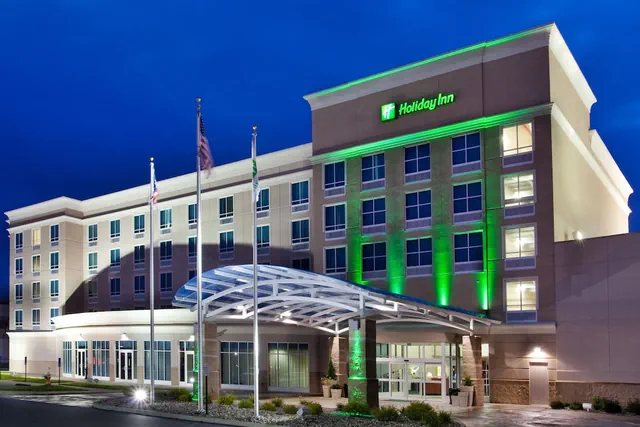 Photo 1 - Holiday Inn Toledo-Maumee (I-80/90) by IHG