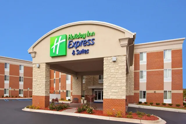 Photo 1 - Holiday Inn Express Hotel & Suites Auburn Hills by IHG