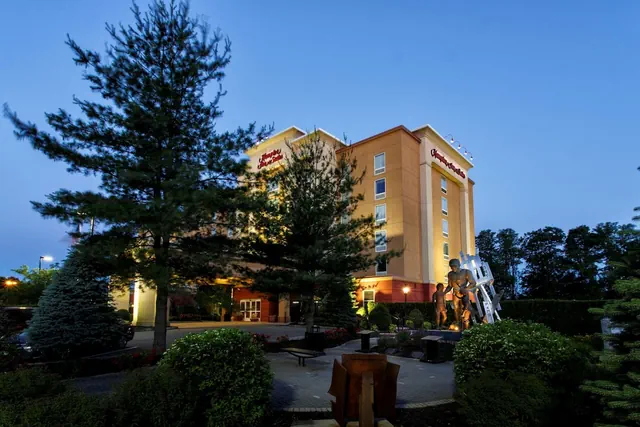 Photo 1 - Hampton Inn & Suites Staten Island